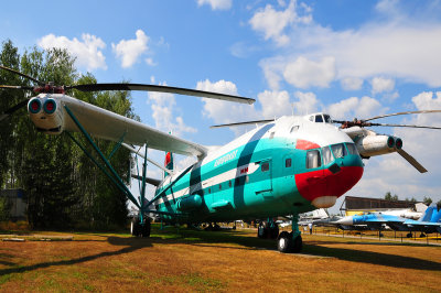Biggest Helicopter in the World, MI-12