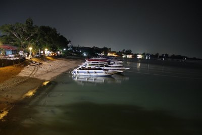 Chalong Pier 3.jpg