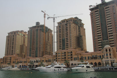 In other developments in Qatar (which are leasehold), foreign nationals can lease for 99 years, but they cannot own real estate.