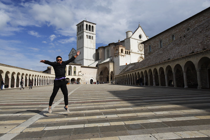 Assisi-basilica di San Francesco-19YG6H6247-.jpg