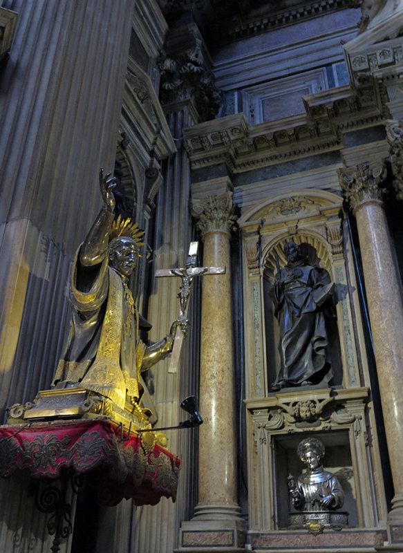 Napoli-Duomo-IMG_0552.jpg