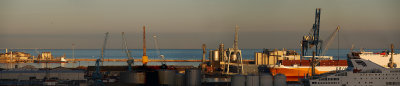 Panorama Port 2000px.jpg