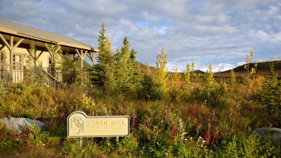 North Face Lodge 