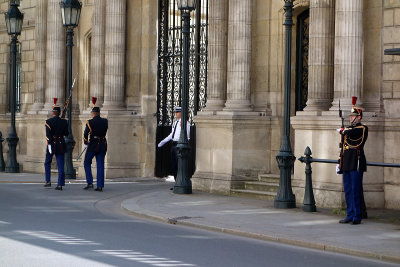 Changing Guard at Elysee Palace.jpg