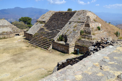 Monte Alban15.jpg