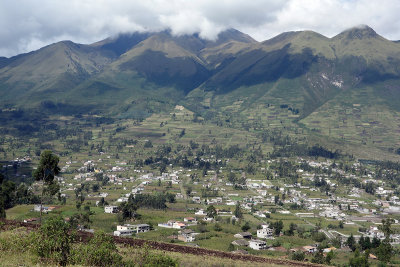 View nr Otavalo.jpg
