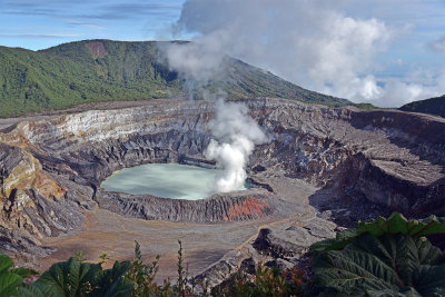 Poas Volcano 1.jpg