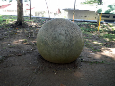 CostaRicaUW-4R Spheres.jpg