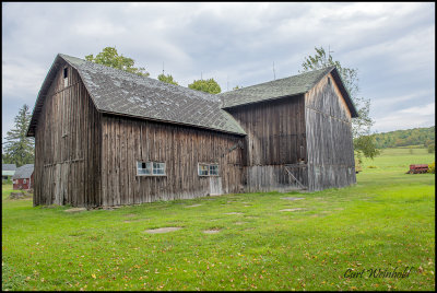 Pfautz barn