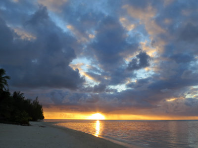 aitutaki sunset