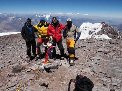 Summit (6962m/22,841ft)