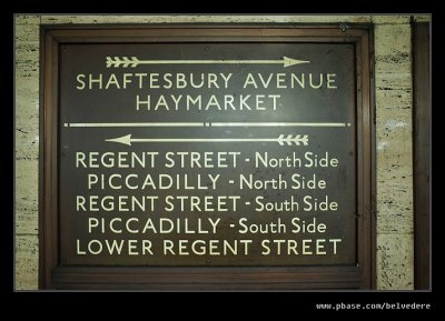 Piccadilly Circus Sign