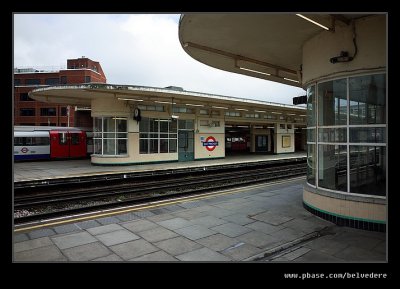 East Finchley Platforms