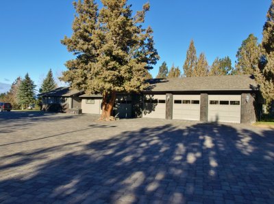 Bunkhouse gargage