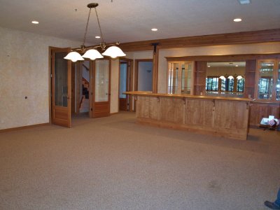 bar-lower level - pool table area