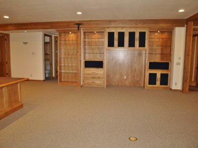 Huge office w/TV room & Fireplace