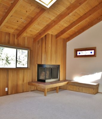 Loft area upstairs