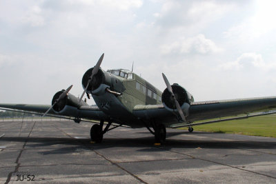 JU-52