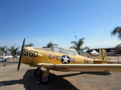 SNJ-4