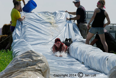 Dirty Girls Thunder Bay 100