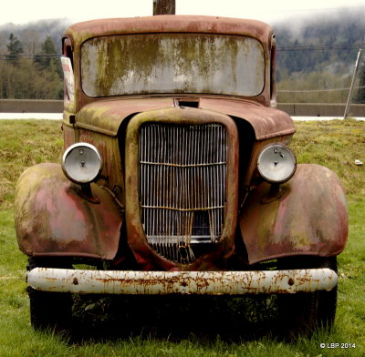 Rusty ole truck