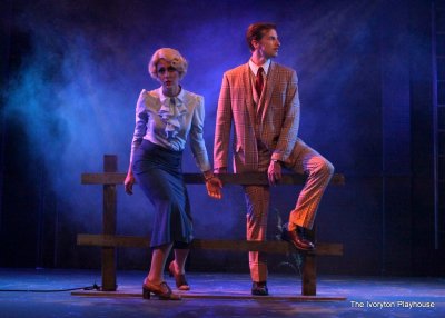 Larissa Klinger, Dan Fenaughty