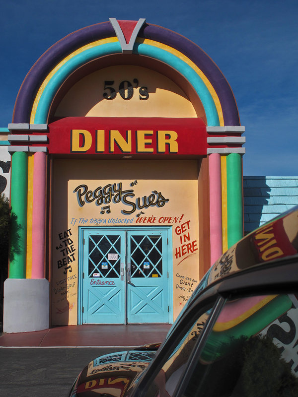 Peggy Sue's 50's Diner, Route 66