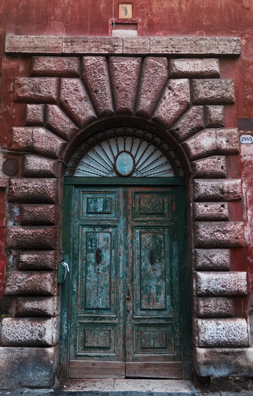 The Door, Trastevere