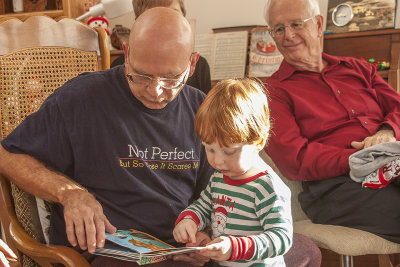 Reading in Japanese with Grandpa Mike