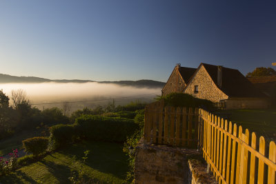 Sunrise by the river Dordogne