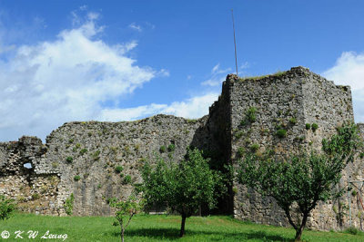 Ruins of old walls DSC_6996