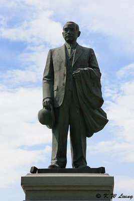 Bronze statue of Sun Yat Sen DSC_6677
