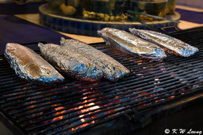 Grilling fish DSC_1848