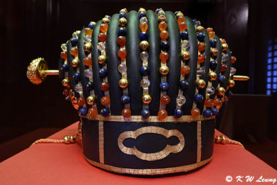Royal Crown of the Ryukyu Kingdom inside the Seiden, Shuri Castle DSC_2696