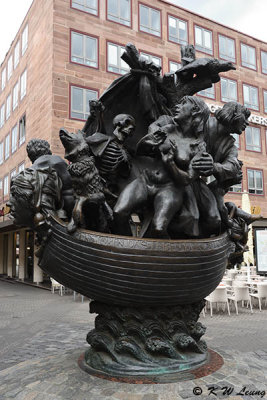 Ship of fools bronze sculpture by Jurgen Weber DSC_1866