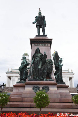 Statue of Alexander II DSC_4709