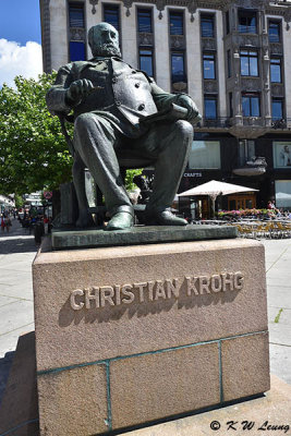 Statue of Christian Krohg DSC_5457