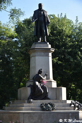 Monumento a Cavour (1865) DSC_5932
