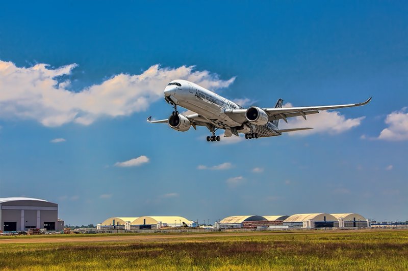 Airbus A-350