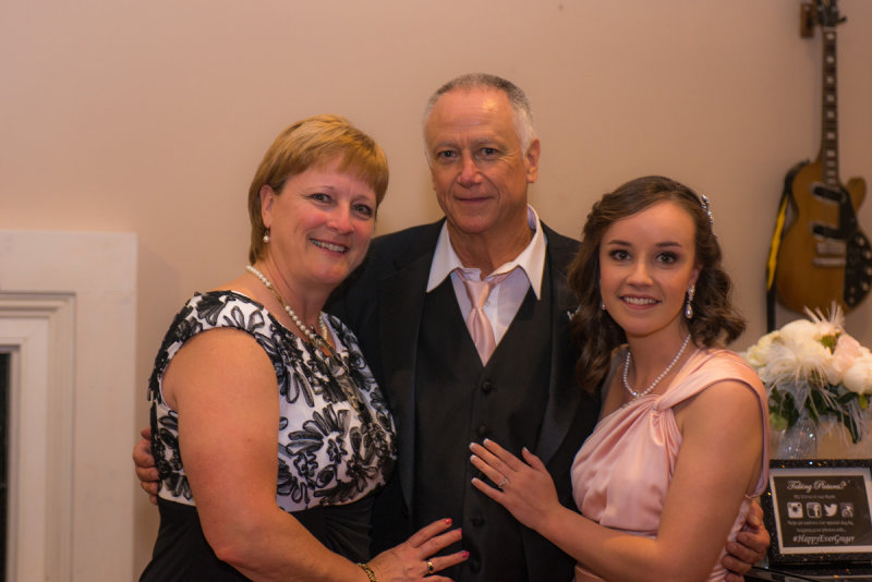 AshleyBobbyGreger_Wedding_0699.jpg