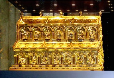 Shrine_of_Magi.jpg