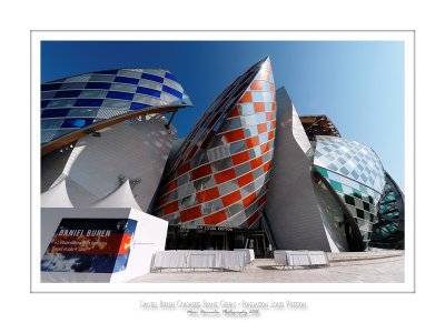 Fondation Louis Vuitton colorized by Daniel Buren 28