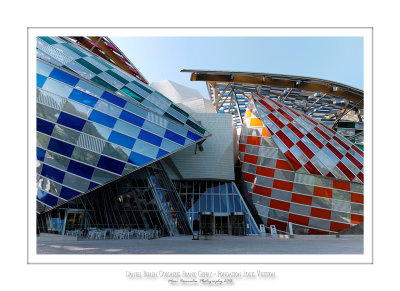 Fondation Louis Vuitton colorized by Daniel Buren 44