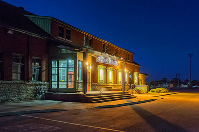 Station Theatre At First Light 34676-88