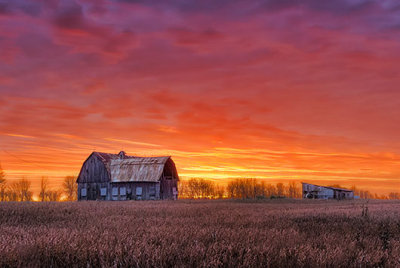 Barn At Sunrise P1020151-5