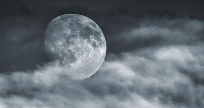 Moon In Clouds DSCF4546v2