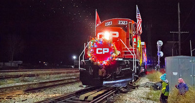 CP Holiday Train 2015 (46793)