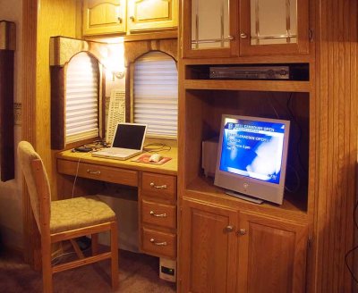 Display-TV-5234.jpg