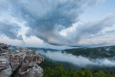 clouds in the canyon