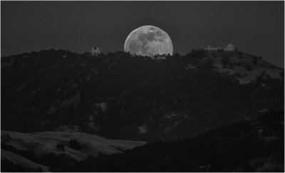 Full Flower Moon rising on Mount Hamilton
